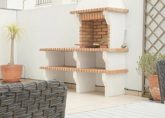 Terraco Dos Rabujas * Nazaré